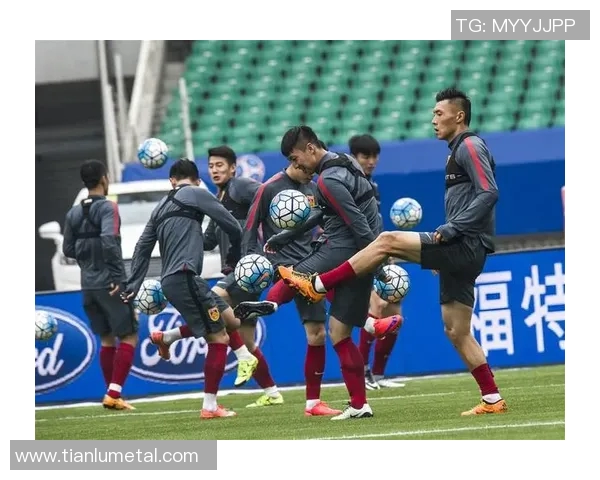 武汉足球队在世界杯预选赛中的节奏表现分析与点评