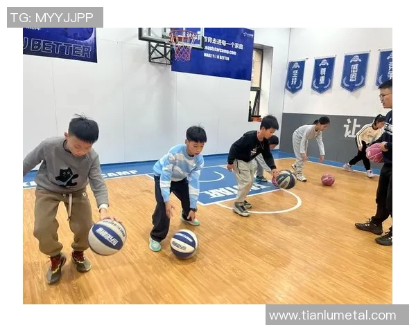 篮球新手必看：从力量训练到技巧提升的全面入门指南